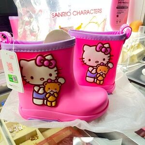 Hello kitty rain boots